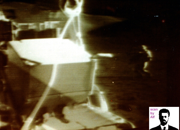 Kleinbildphoto_4_vom_SW-Fernseher_Apollo_Mond